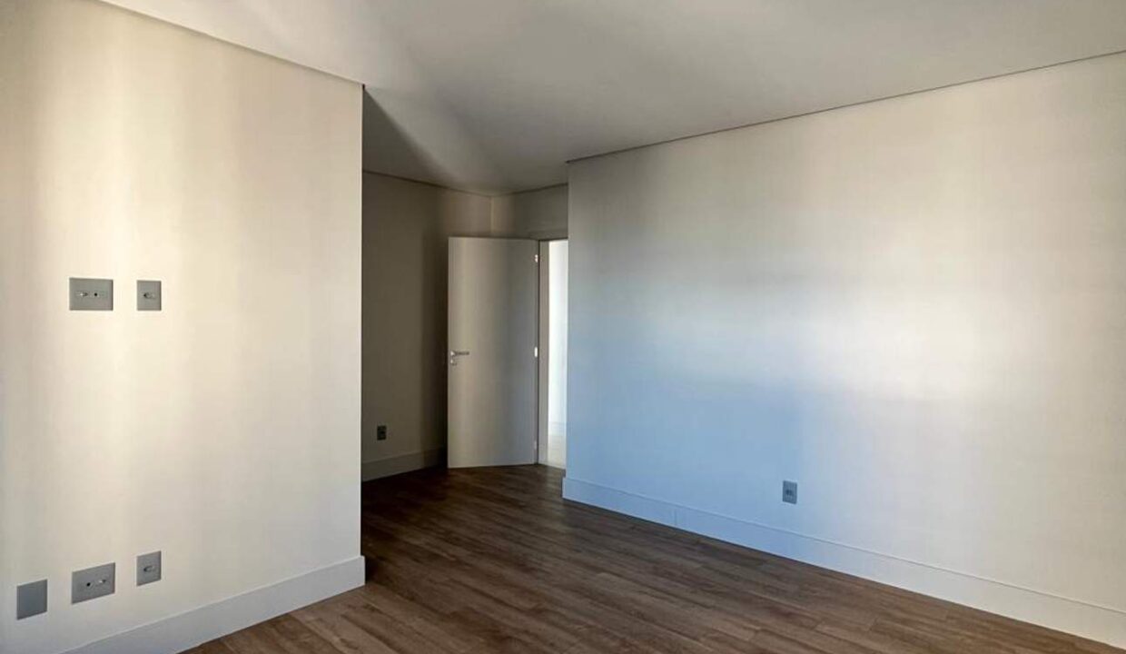 1742589488201_whatsapp-image-2025-03-19-at-17.43.24-7-clietec