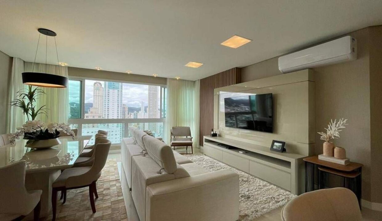 1750971518765_05-5abb89f54de7d13cf4ec461823e33eb3-clietec