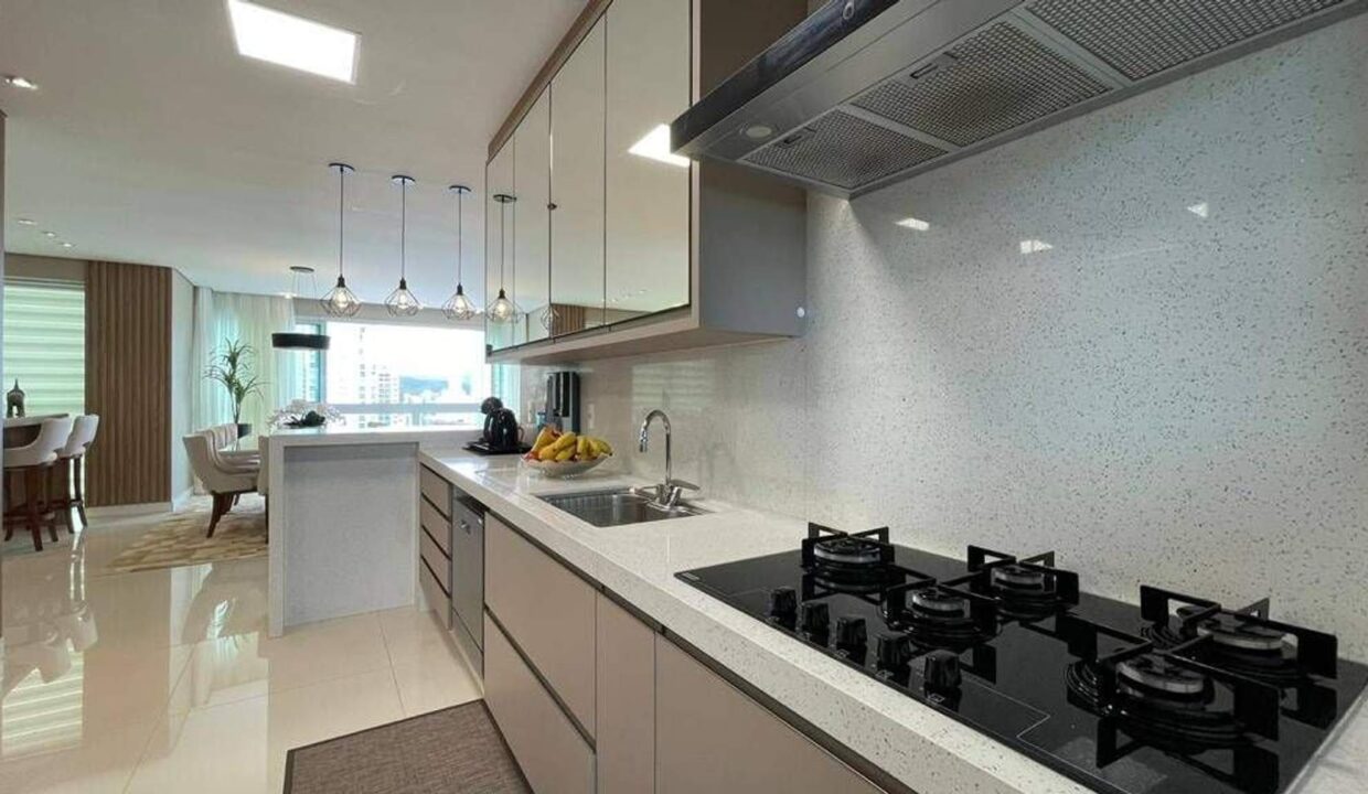 1750971549914_13-13f1a908fd536ae063d2ffde5c607ab3-clietec